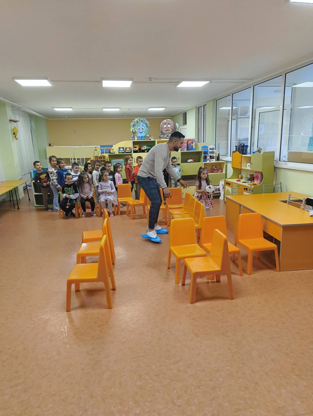 "Един ден учител в детската градина" - ДГ Звездица - Сливен